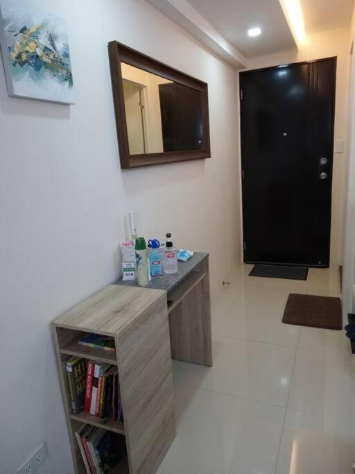 Italian Inspired Tropical-Themed Studio Condo ダバオ　シティ エクステリア 写真